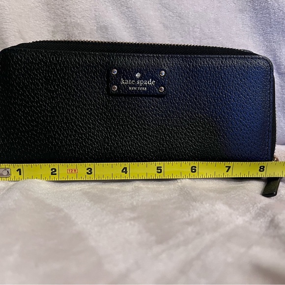 Kate Spade wallet! - Picture 5 of 5
